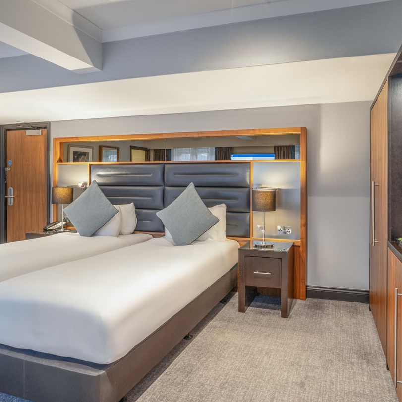 Felbridge - Gatwick Lexx Executive Felbridge - Gatwick Lexx Executive