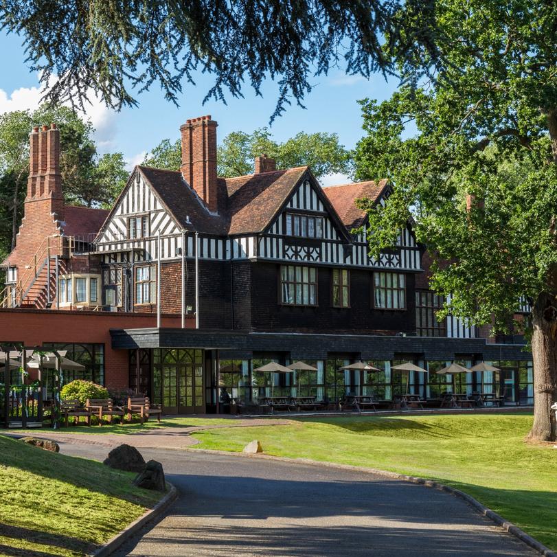 Royal Court Hotel & Spa